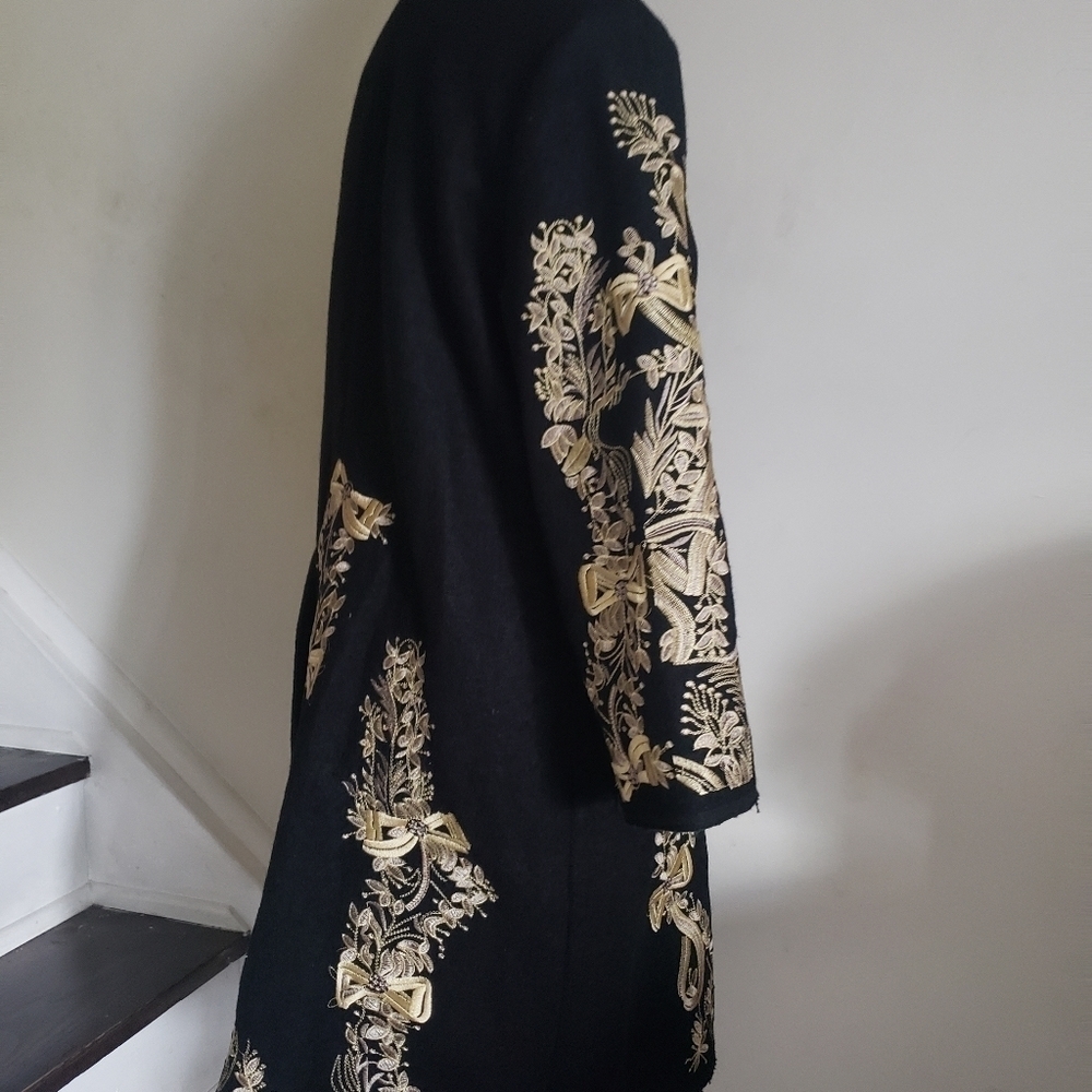 Embroidery Wool Coat - Picture 4 of 16